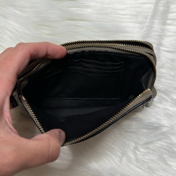 Coach Pebbled Leather Double Corner Zip Wallet - Picture 7 of 9